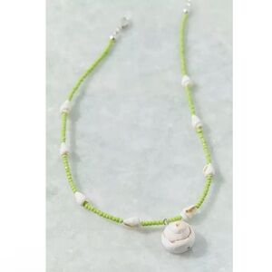 Urban Outfitters Green and White Shell Necklace